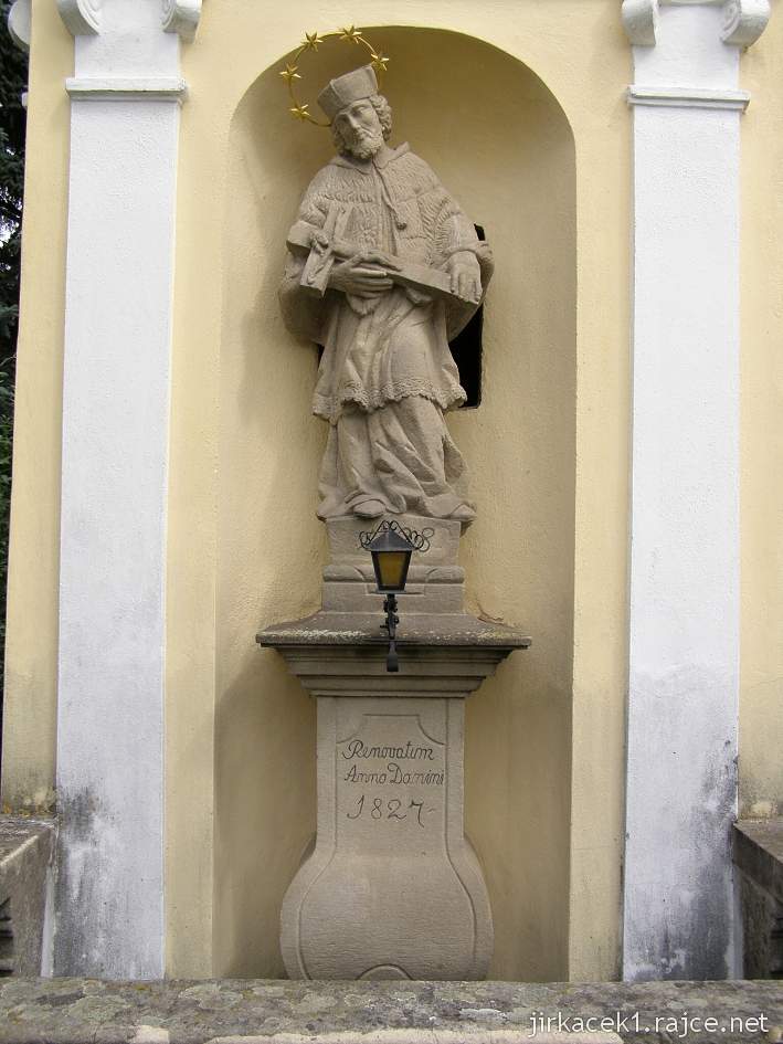 Pustiměř - zvonice se sochou sv. Jana Nepomuckého - socha světce