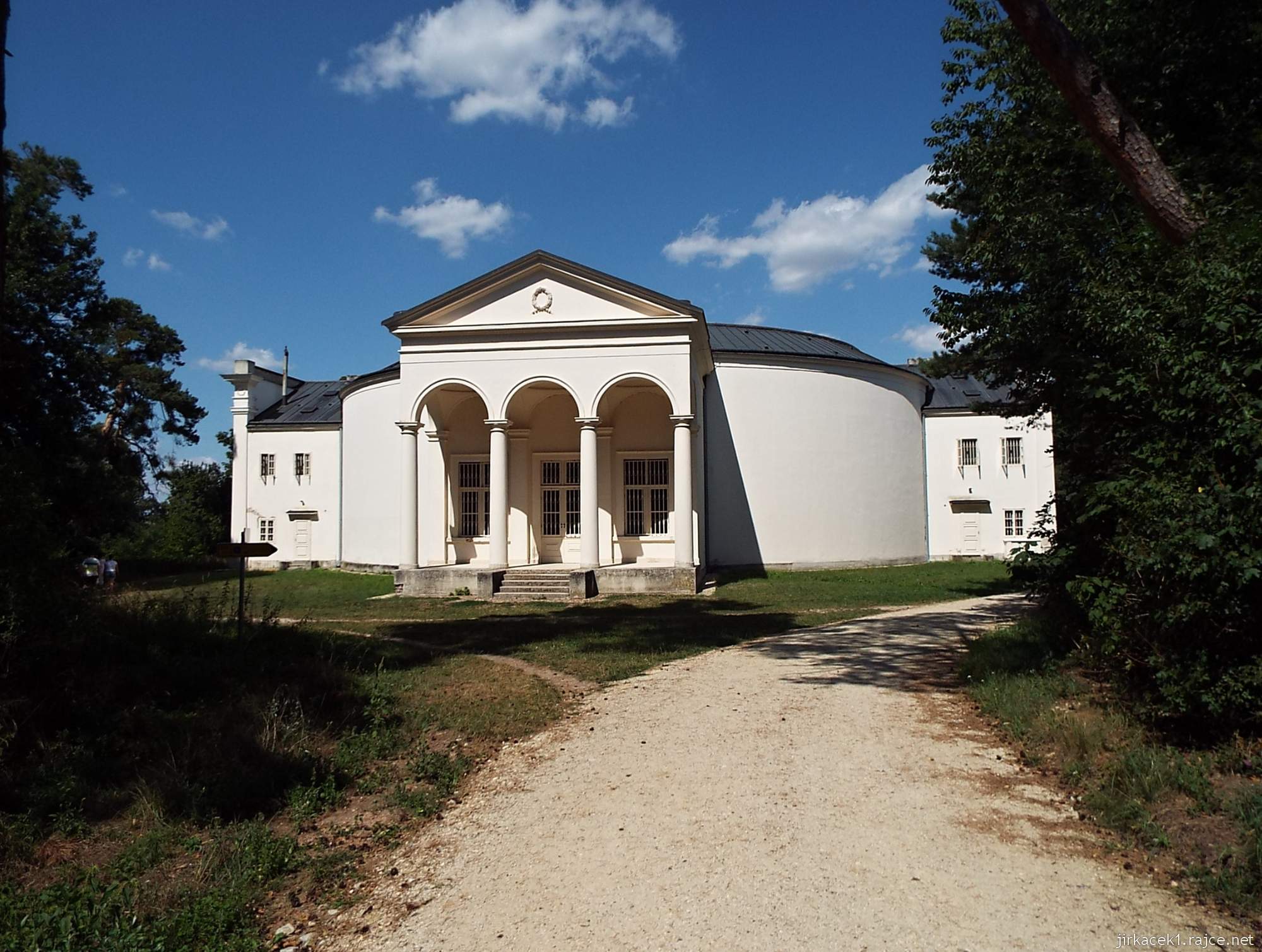 Lednicko - Valtický areál - chrám Tří Grácií