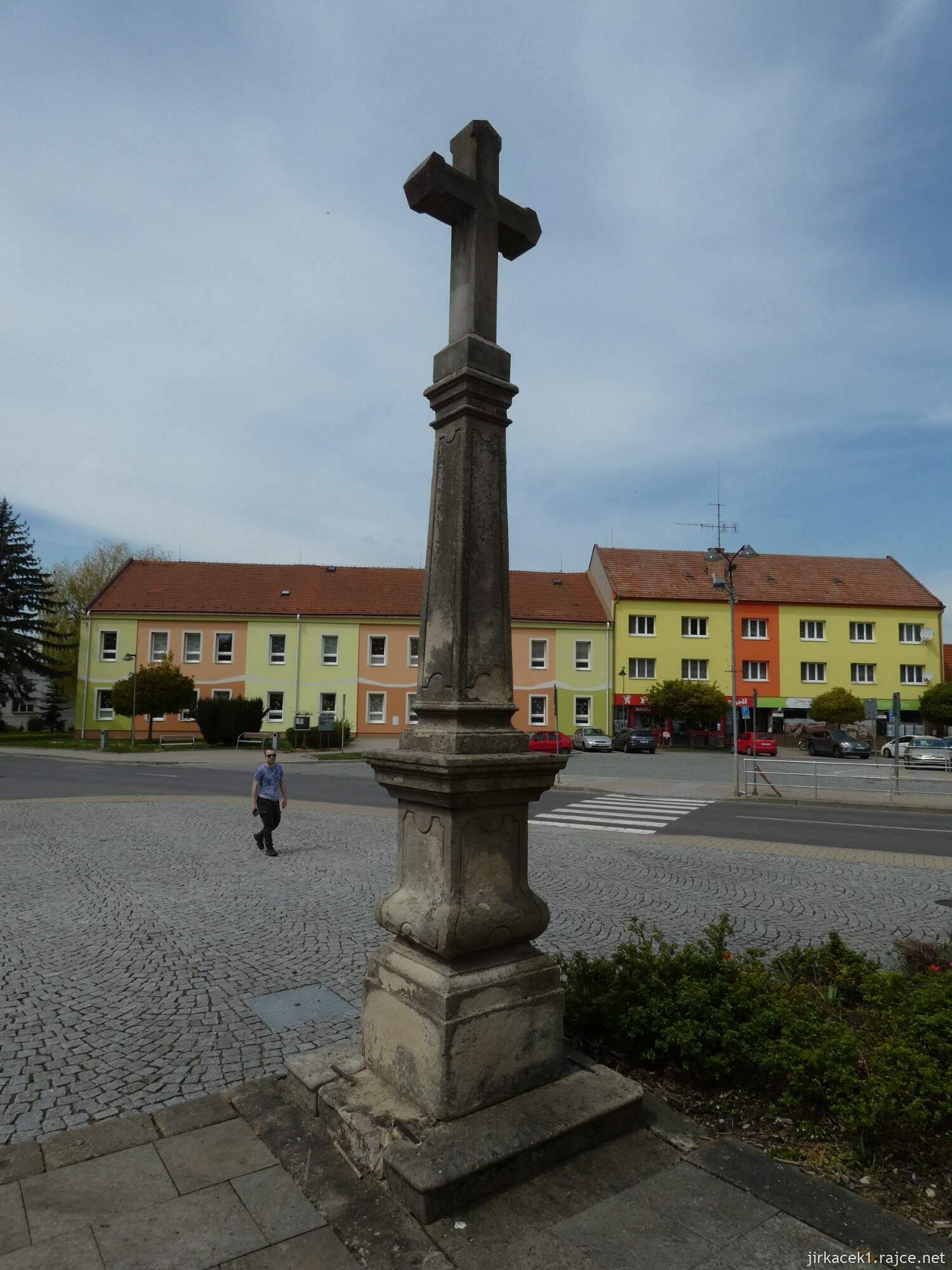 F - Koryčany - kostel sv. Vavřince 024 - kříž s Kristem