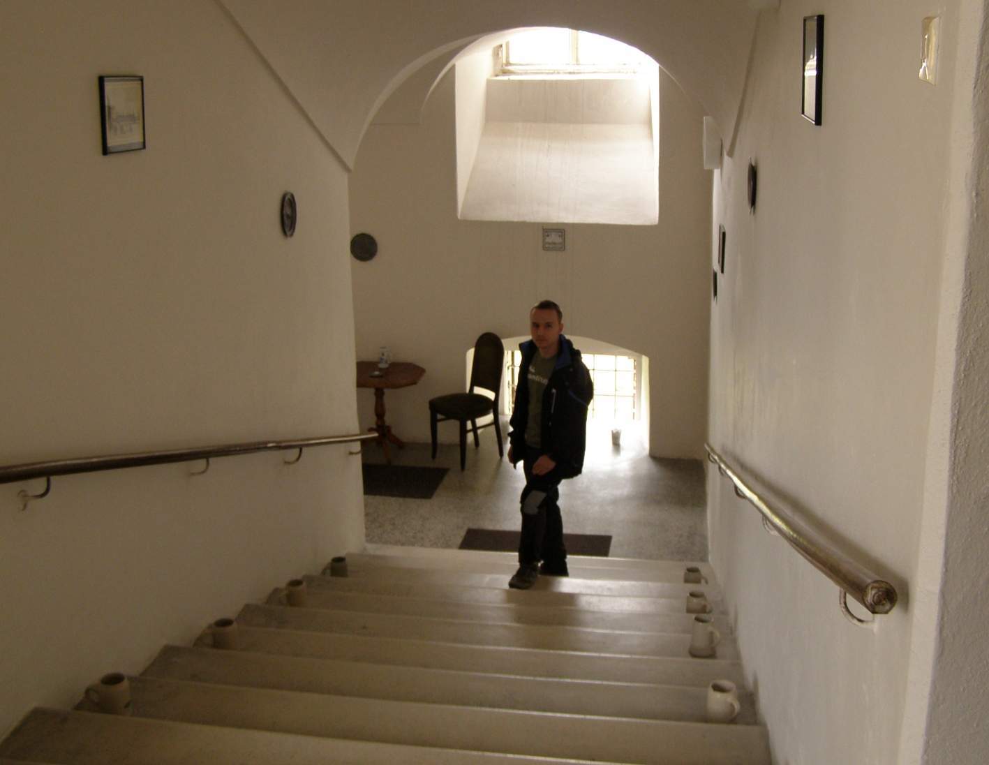 zámek Bludov 25 - schodiště z přízemí do 1.patra
