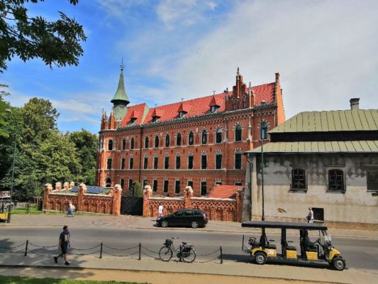 Polsko - město Krakow - Polsko - královské město Krakow - teologická škola...