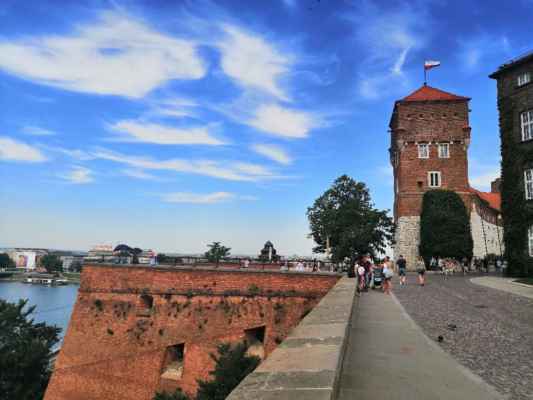 Polsko - město Krakow - Polsko - královské město Krakow - Královský hrad na Wawelu - vyhlídka...