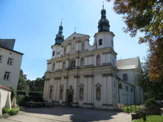 Polsko - město Krakow - Polsko - královské město Krakow - kostel svatého Bernarda ze Sieny...