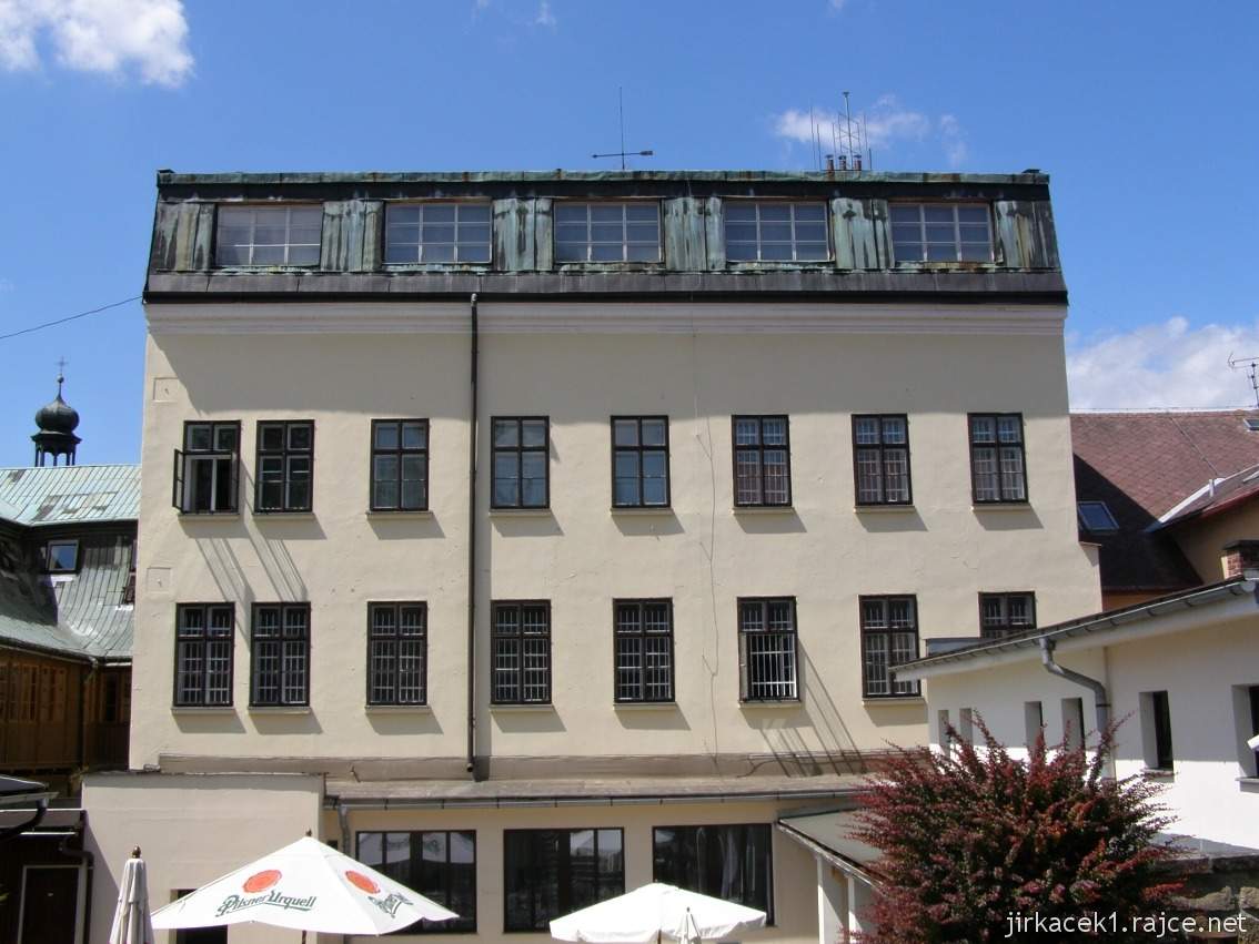 Turnov - muzeum českého ráje 12 - budova - pohled z nádvoří